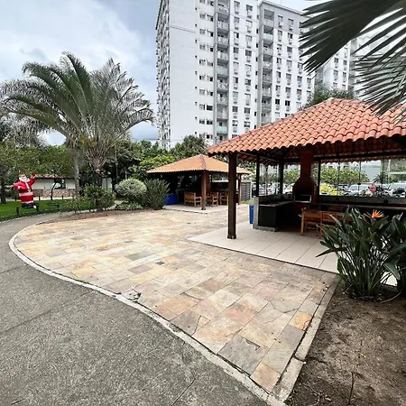 Apto completo Ar garagem piscina Barra Olímpica RJ-3